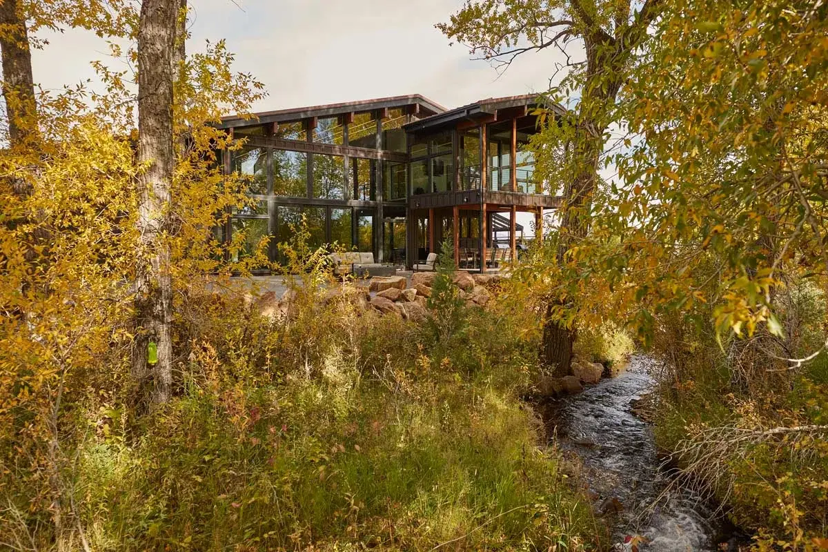 576d4c2b a8bb 49dd aa80 09a91615fb01